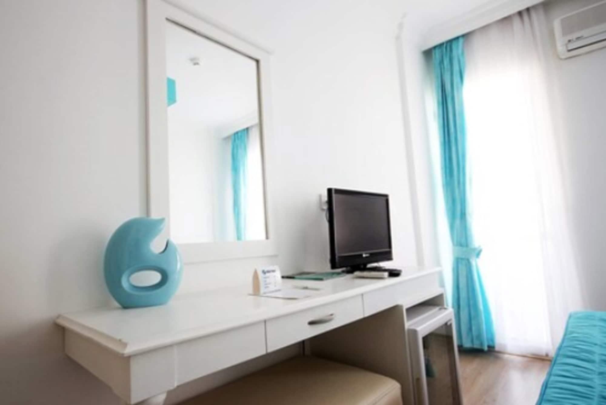 Otel Yeni Çeşme Extérieur photo