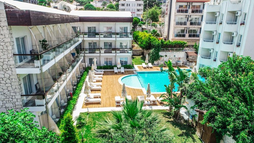 Otel Yeni Çeşme Extérieur photo