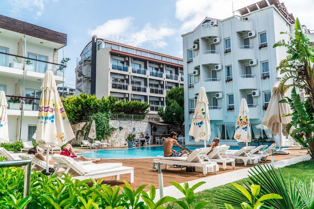 Otel Yeni Çeşme Extérieur photo