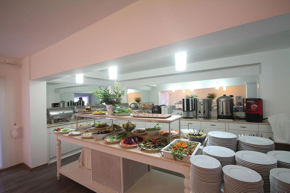 Otel Yeni Çeşme Extérieur photo