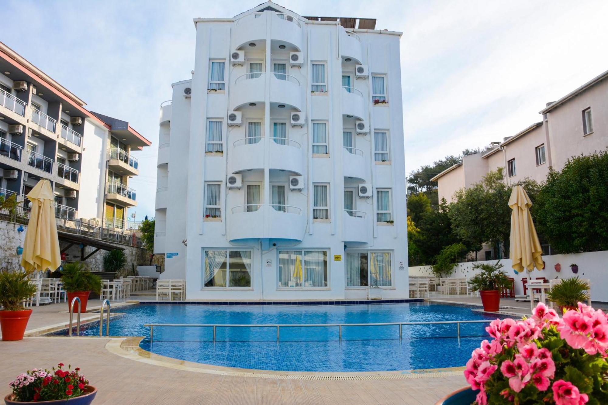 Otel Yeni Çeşme Extérieur photo
