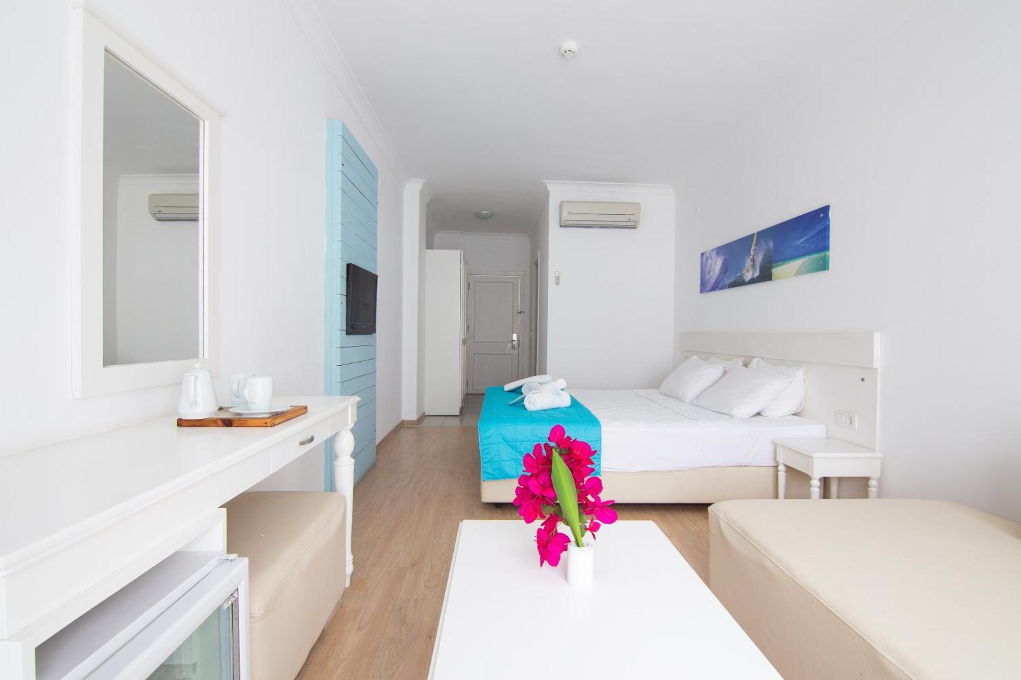 Otel Yeni Çeşme Extérieur photo