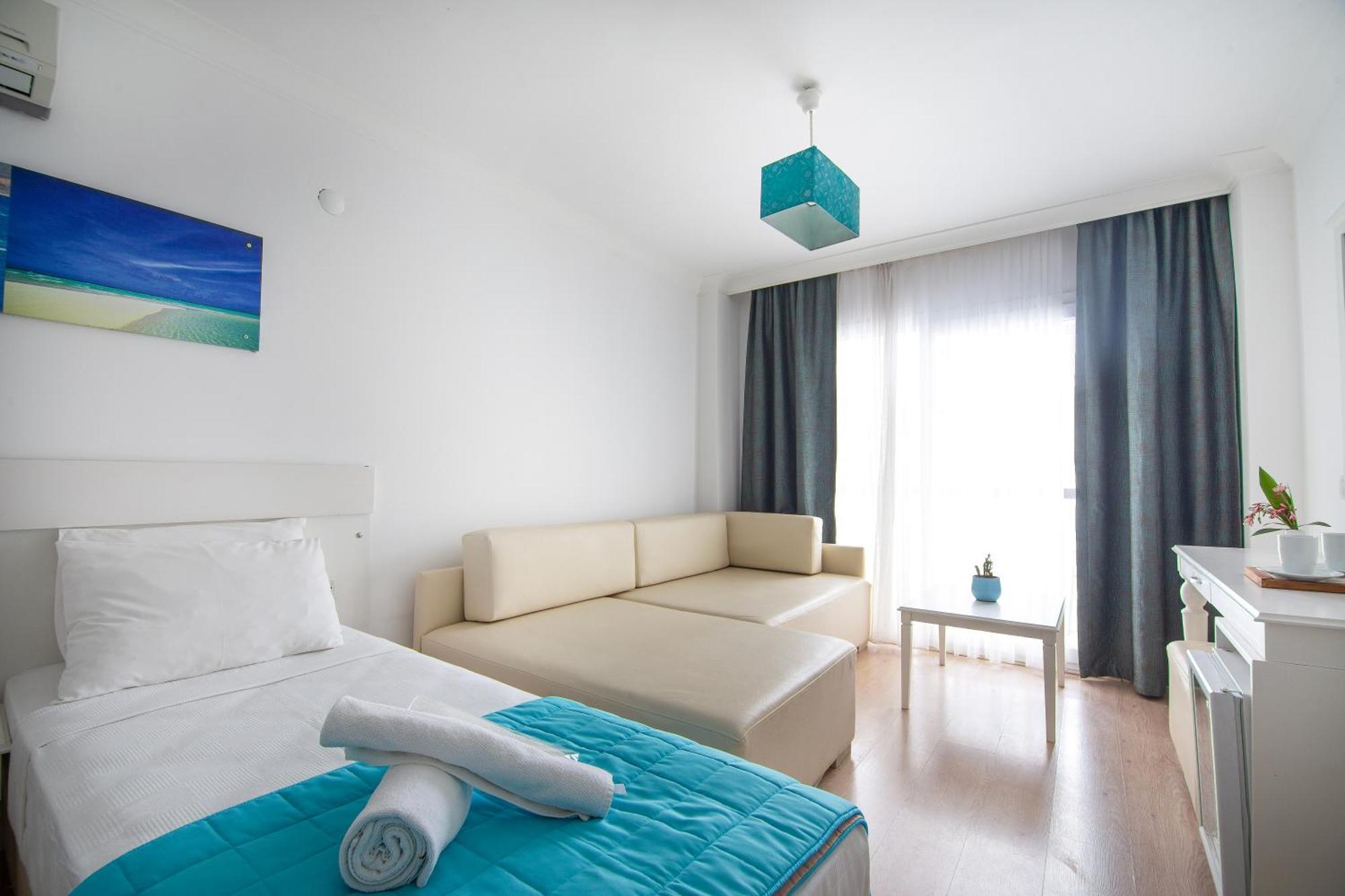 Otel Yeni Çeşme Extérieur photo