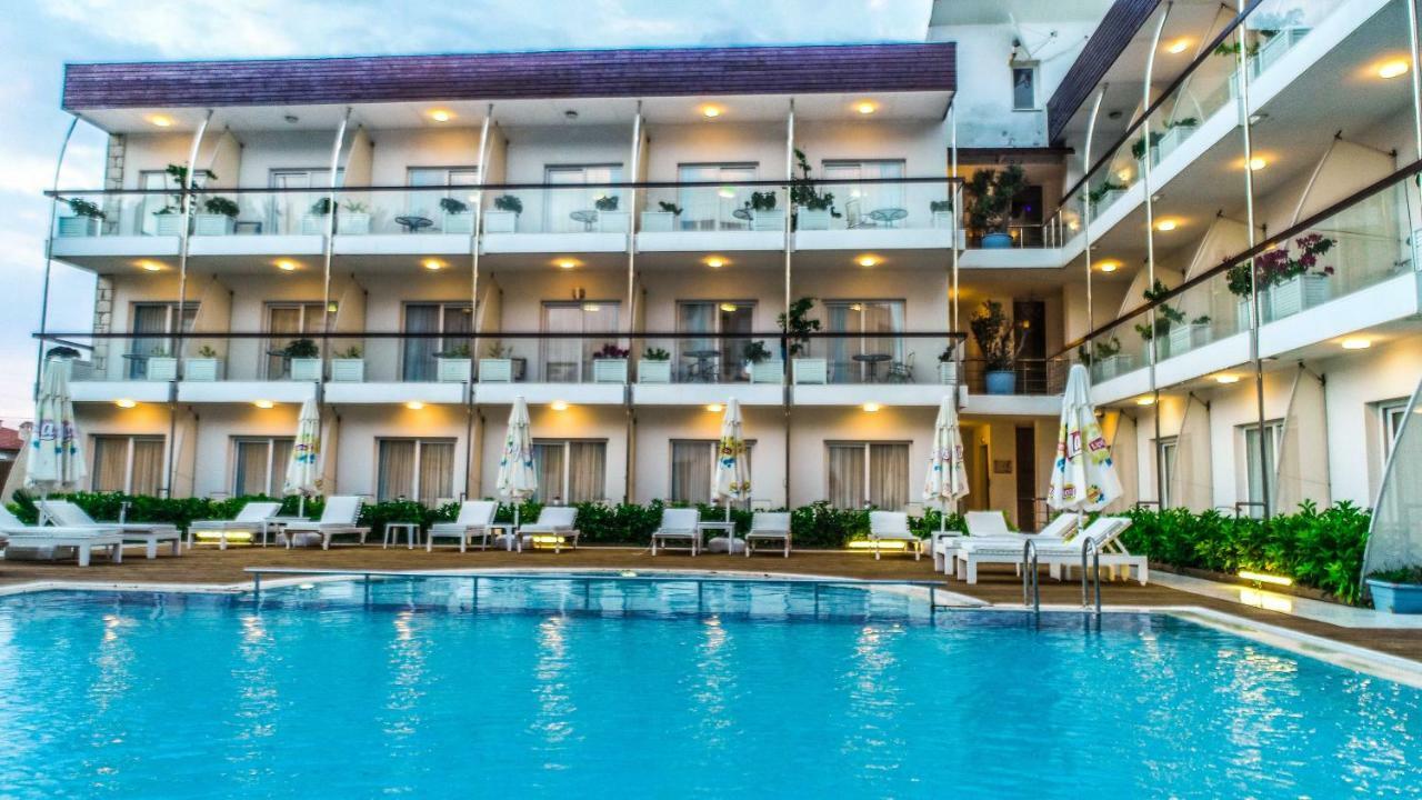 Otel Yeni Çeşme Extérieur photo